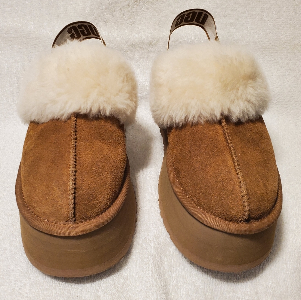 UGG Chestnut Shearling Platform Slide with Cream Sheepskin Trim - Picture 2 of 6
